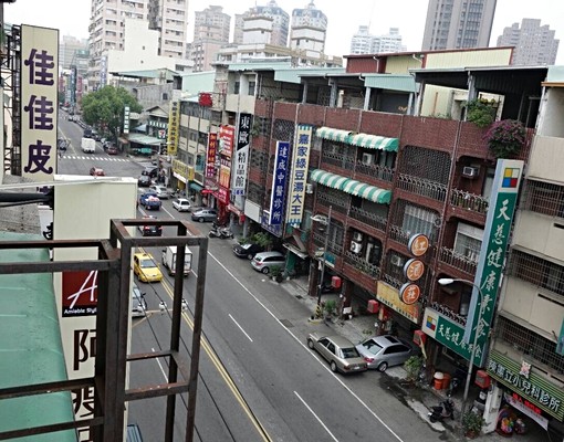 可租補！真正獨立一房一廳超大優質套房！ - Image 10