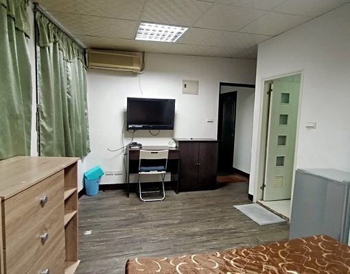 中正麥當勞二樓套房7坪9000元傢電全 - Image 14