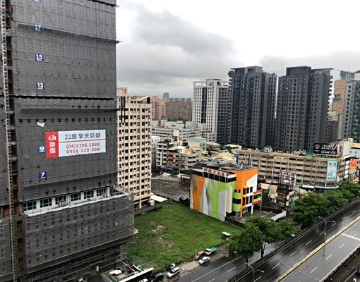 七期.秋紅谷TheOne.精品輕質豪宅 - Image 8