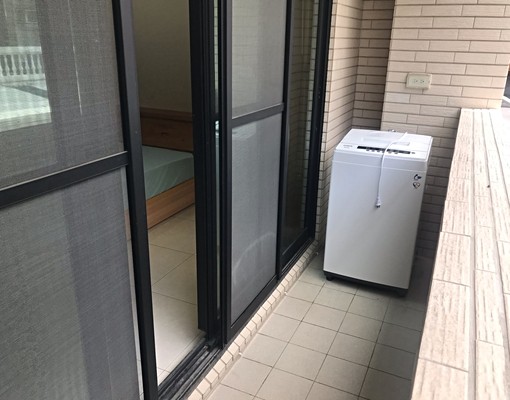 全新優質獨立套房(近新興國小) - Image 5