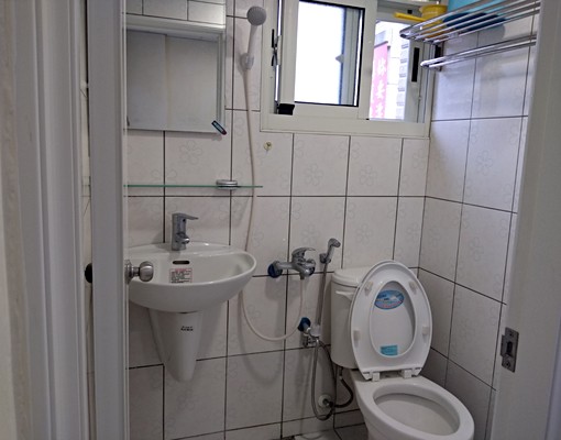 台中大里區塗城路溫馨舒適分租套房 - Image 11