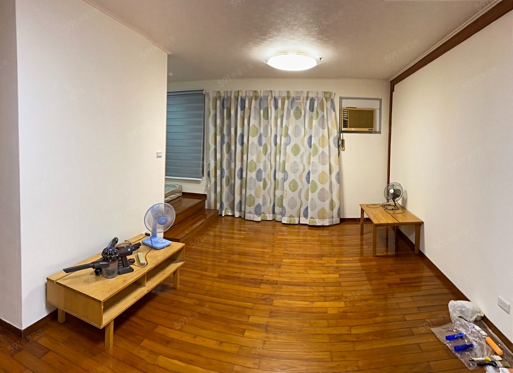 客廳 採 IRIS led調光燈