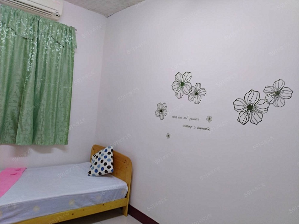 房間格局簡單輕巧生活風!