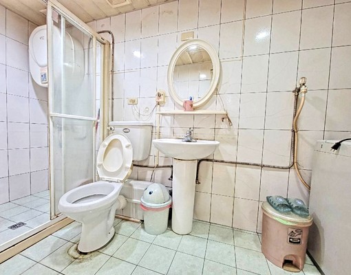 🌲太元3樓出租套房🏀可租補🌟租金包含➔水、網路 - Image 10