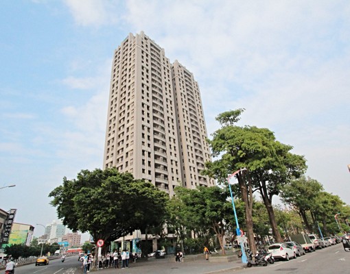 中友中醫育仁小學★百萬裝潢★家具家電全新冷氣★可租補寵 - Image 14