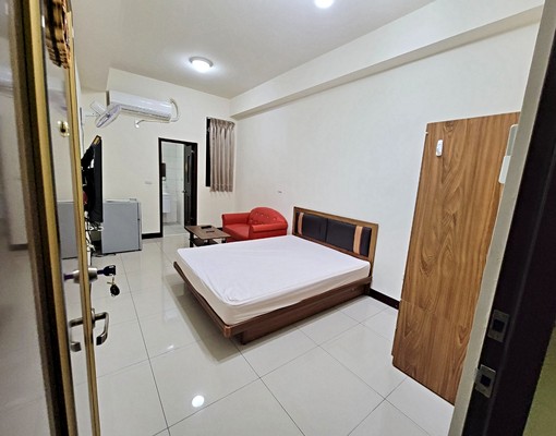 市中心大套房!!獨立洗衣機、近火車站 - Image 1