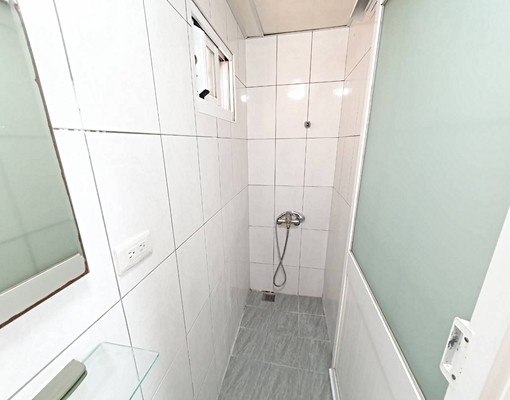 【免仲介費】文藻鼎中商圈~近學校旁套房附傢俱電網路第四台 - Image 8