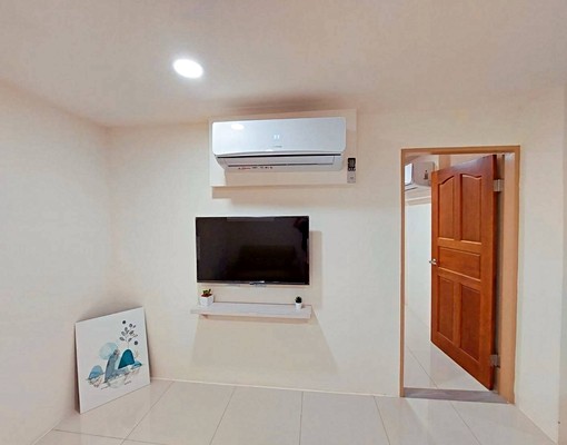 全新裝潢優質電梯套房兩房一廳 - Image 3