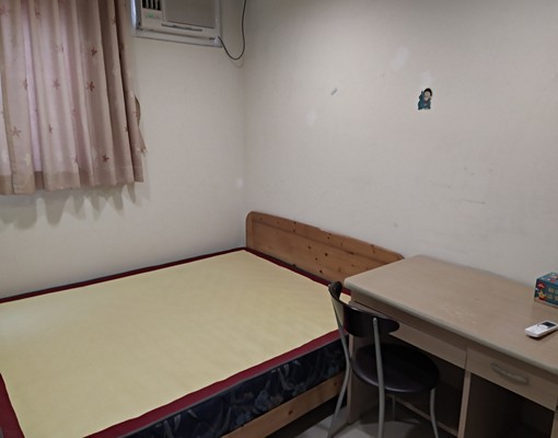 透天厝一樓套房近捷運靜巷公園旁 - Image 1
