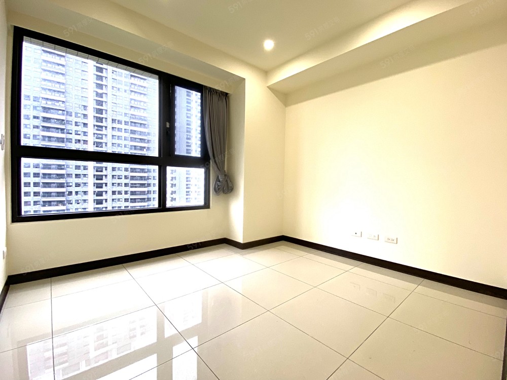 體育大學站👑雅緻居所~租金劃算~格局方正 - Image 1