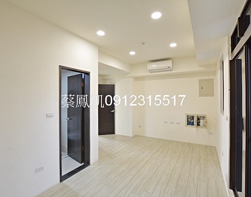 西門町商圈/西門捷運站/5年新大樓/景觀大露臺/採光2房 - Image 7