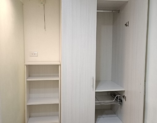 限女生單人系統家具套房 - Image 4