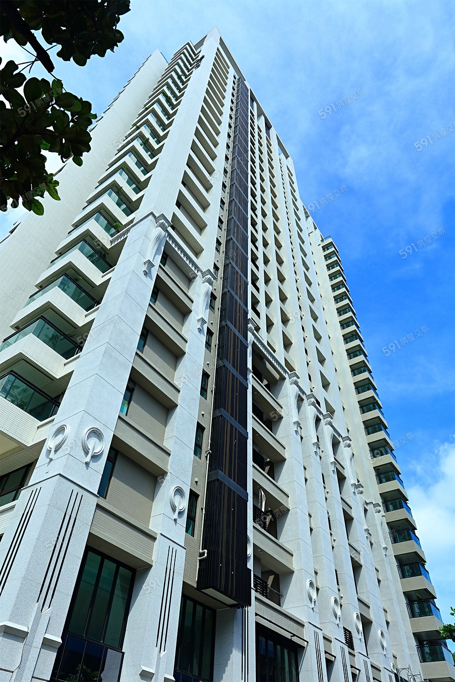 芳崗高鐵棧實景圖