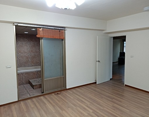 就在市民廣場旁優質生活#租補#勤美誠品#美術館#審計新村 - Image 13