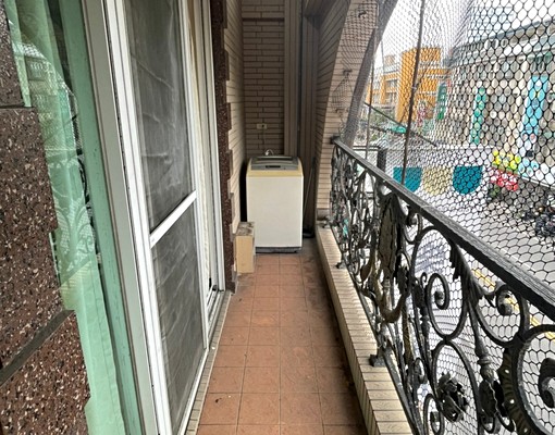 近愛買獨立陽台套房/大空間衛浴/限女生 - Image 6