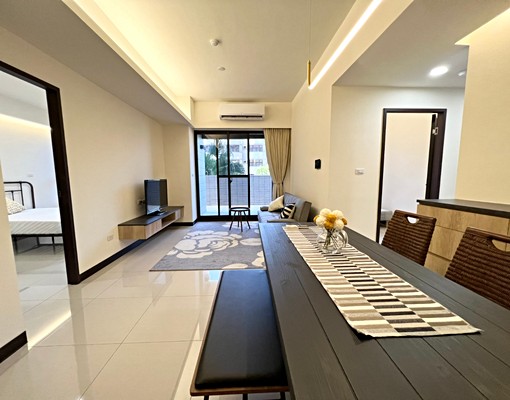 可貓🐳新安順商圈🐳三房裝潢大露臺平車 - Image 1