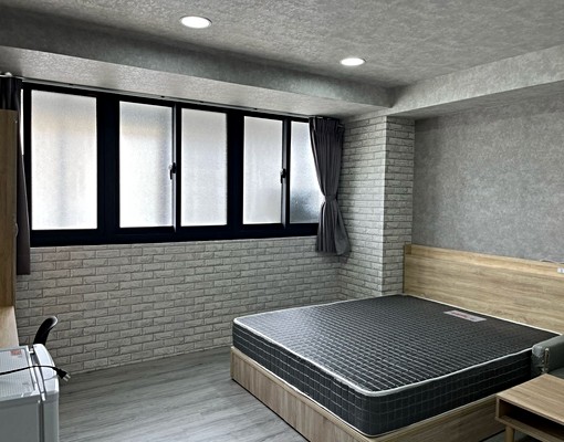 輕工業風套房 - Image 3