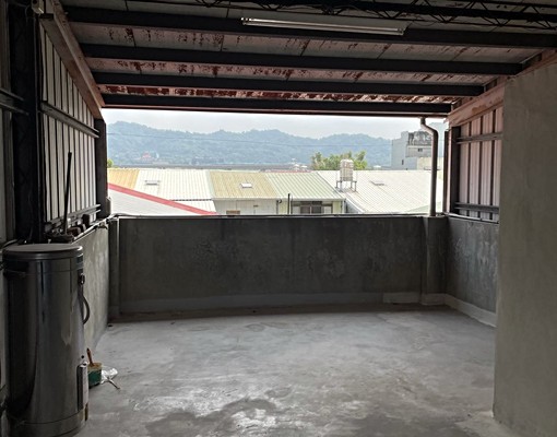 邊間透天出租,五房二廳二衛一廚、店住合一 - Image 10