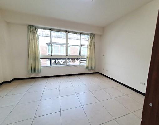 火車站旁~稀有社區美別墅雙平車～唯一釋出 - 591租屋網 - Image 9