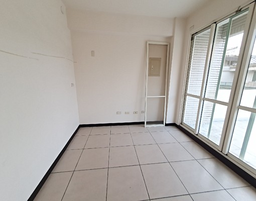 火車站旁~稀有社區美別墅雙平車～唯一釋出 - 591租屋網 - Image 13