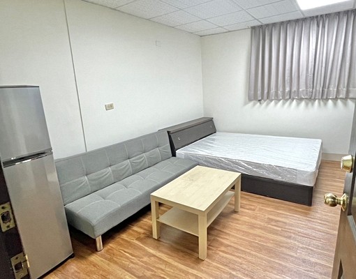 巨蛋站/獨立套房/包水、網路/可租補 - Image 3