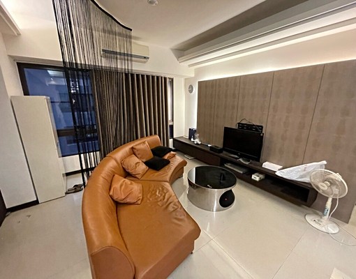 忠勇商圈【高樓大2房+平車✿全配傢俱✿】可租補 - Image 1