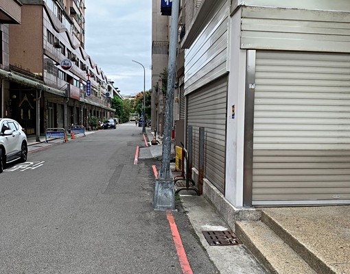 子母2個大車格.室內.平面.坡道休旅貨車 - Image 12