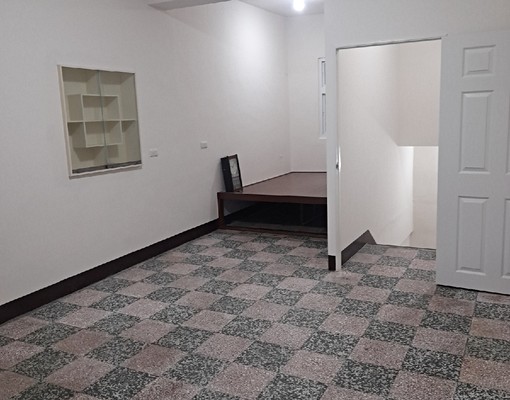 中壢火車站中正公園前市區透天-可租補 - Image 8