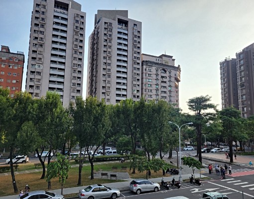 北區近一中商圈#大二房雙陽台#台水電 - Image 5