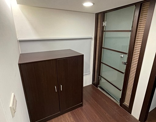 後棟安靜採光好通風有第四台與網路 - Image 5