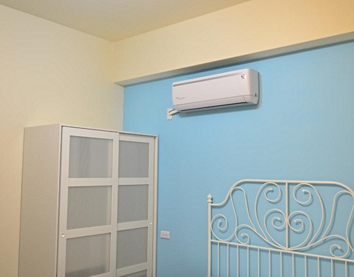 鹿港楓康。溫馨套房。獨洗。生活機能好。限女生 - Image 2