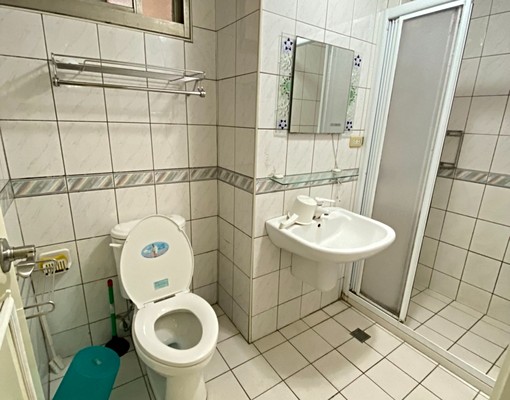 竹科園區家庭首選~交大旁稀有優質大4房附平面車位 - Image 13