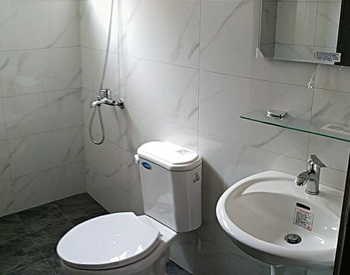 👍👍市中心獨洗獨曬優質套房👍 - Image 2