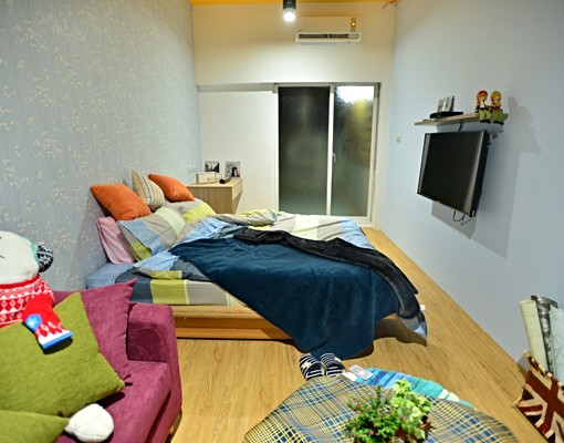 獨立大陽台採光明亮精緻套房(可租捕） - Image 4