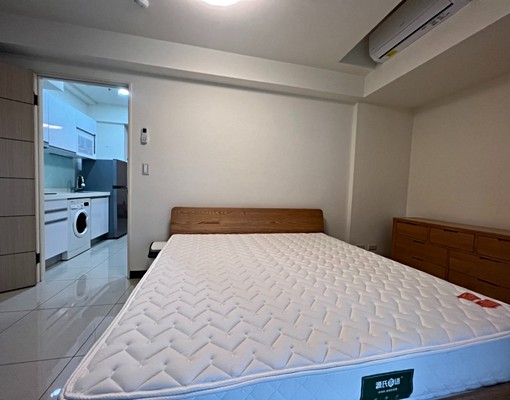 信義MRT大悅泳池明亮大1房2廳1衛2陽 - Image 8