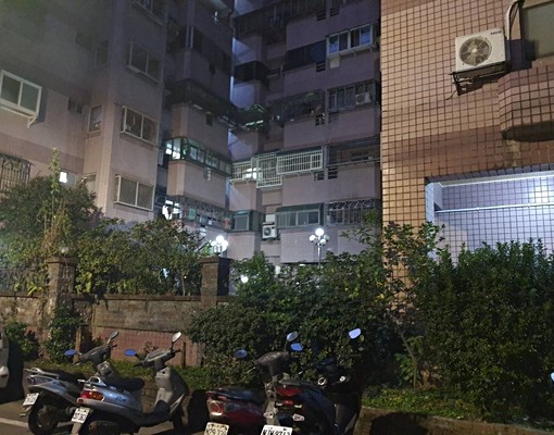 福羚路套房出租 - Image 1