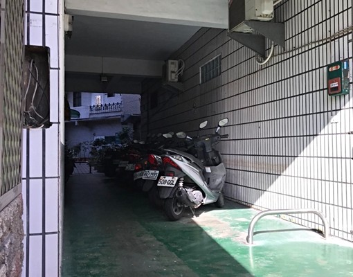 可租補/市府商圈/生活機能佳環境優 - Image 10