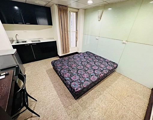 格局方正有對外窗-流理台電陶爐-近捷運 - Image 3