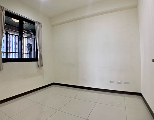 「含車含管」真愛超美朝南視野正三房 - Image 7