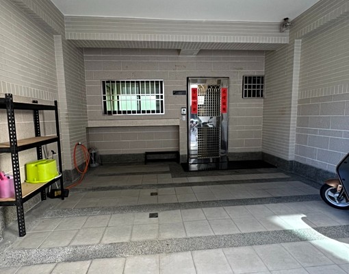 林森綠園-東區稀有釋出優質社區管理車墅(可租補報稅參考價) - Image 3
