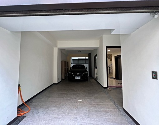 ***安南區精裝溫馨電梯別墅 - Image 4