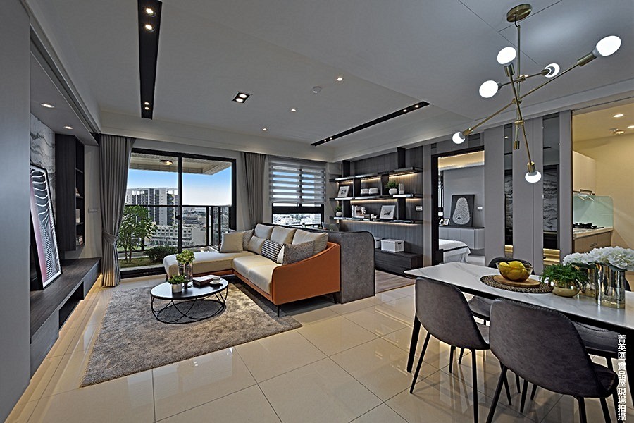 A1客廳外有高雄厝綠能景觀陽台