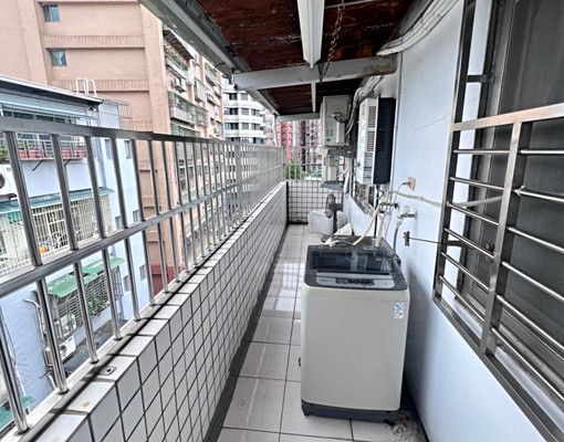 近頂溪捷運新裝潢超大兩房兩廳一衛 - Image 15