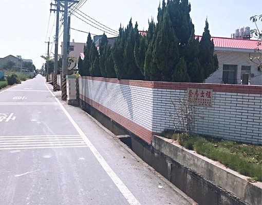 花園式高級平房附汽車停車位 - Image 1
