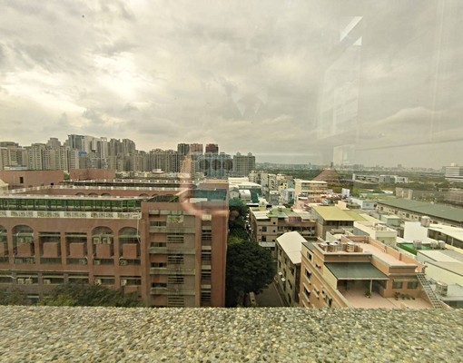 竹北家樂福美挑樓中樓套房出租 - Image 5