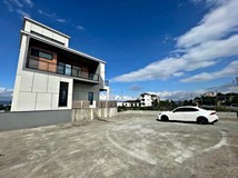 七圳路吳錫輝~員山頂級建材..
