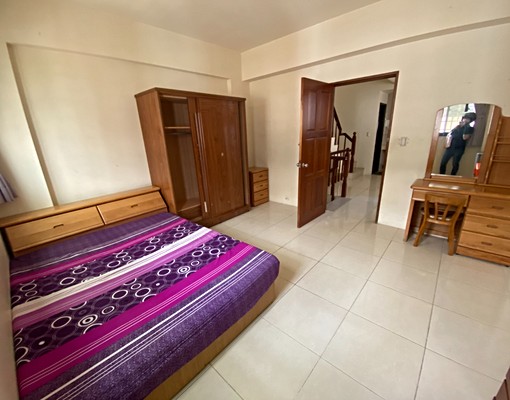 整層套房出租,空間大,家俱全 - Image 2