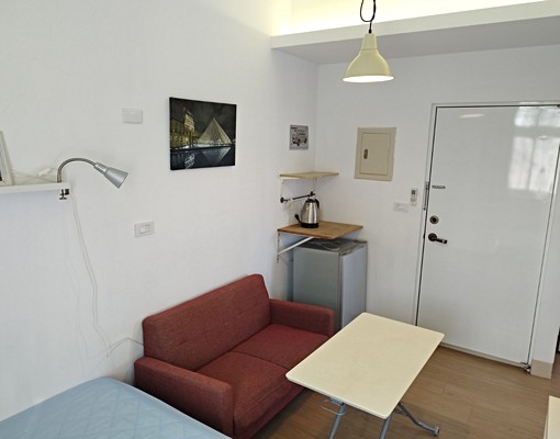 可申請租屋補助*忠福商圈近SOGO有陽台個人洗衣機免費停車 - Image 2