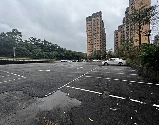 車位出租季繳7200元 - Image 4