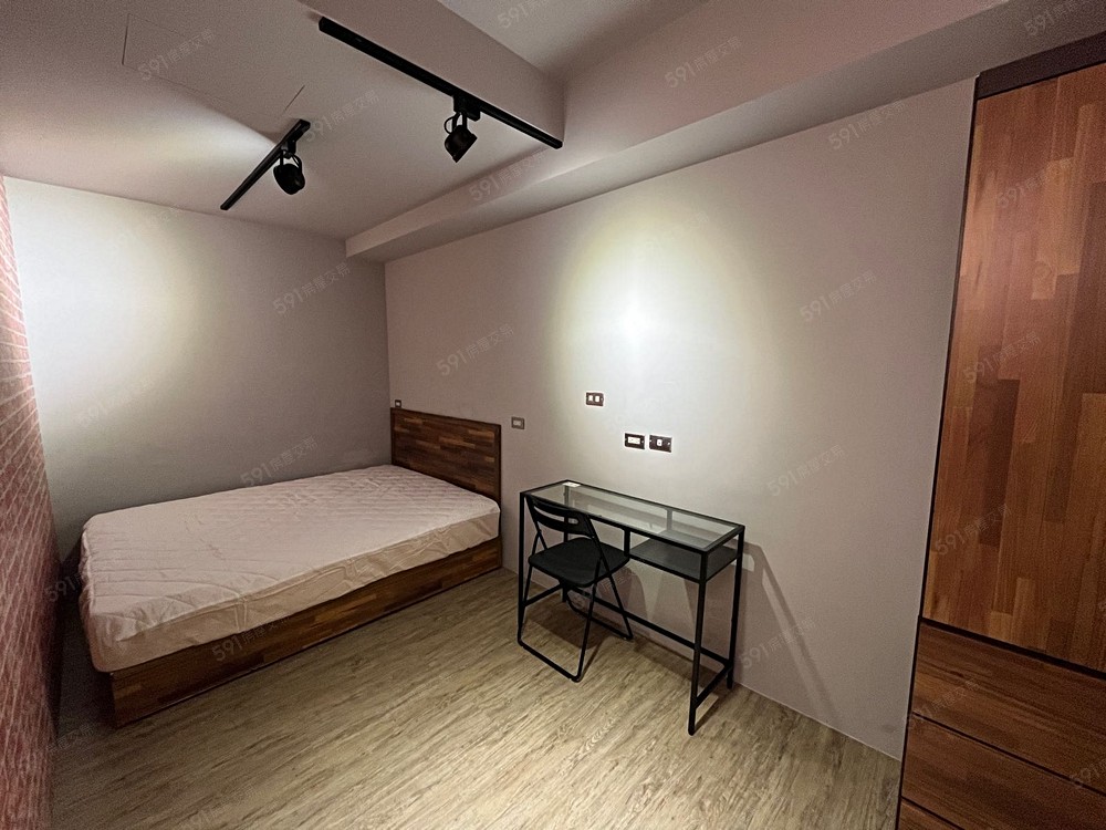 806臥室空間_高級獨立筒床墊